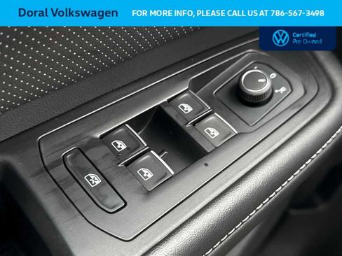 Certified 2024 Volkswagen Atlas Cross Sport SE w/ Black Wheel Package FWD image 17