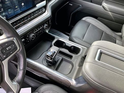 Used 2022 Chevrolet Silverado 1500 LTZ w/ Technology Package image 15