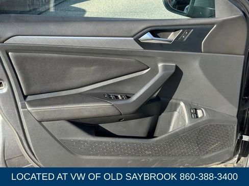 Certified 2024 Volkswagen Jetta SE FWD image 28
