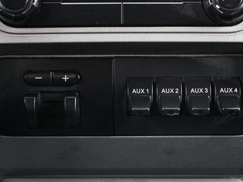 Used 2015 Ford F550 4x4 Crew Cab Super Duty image 27