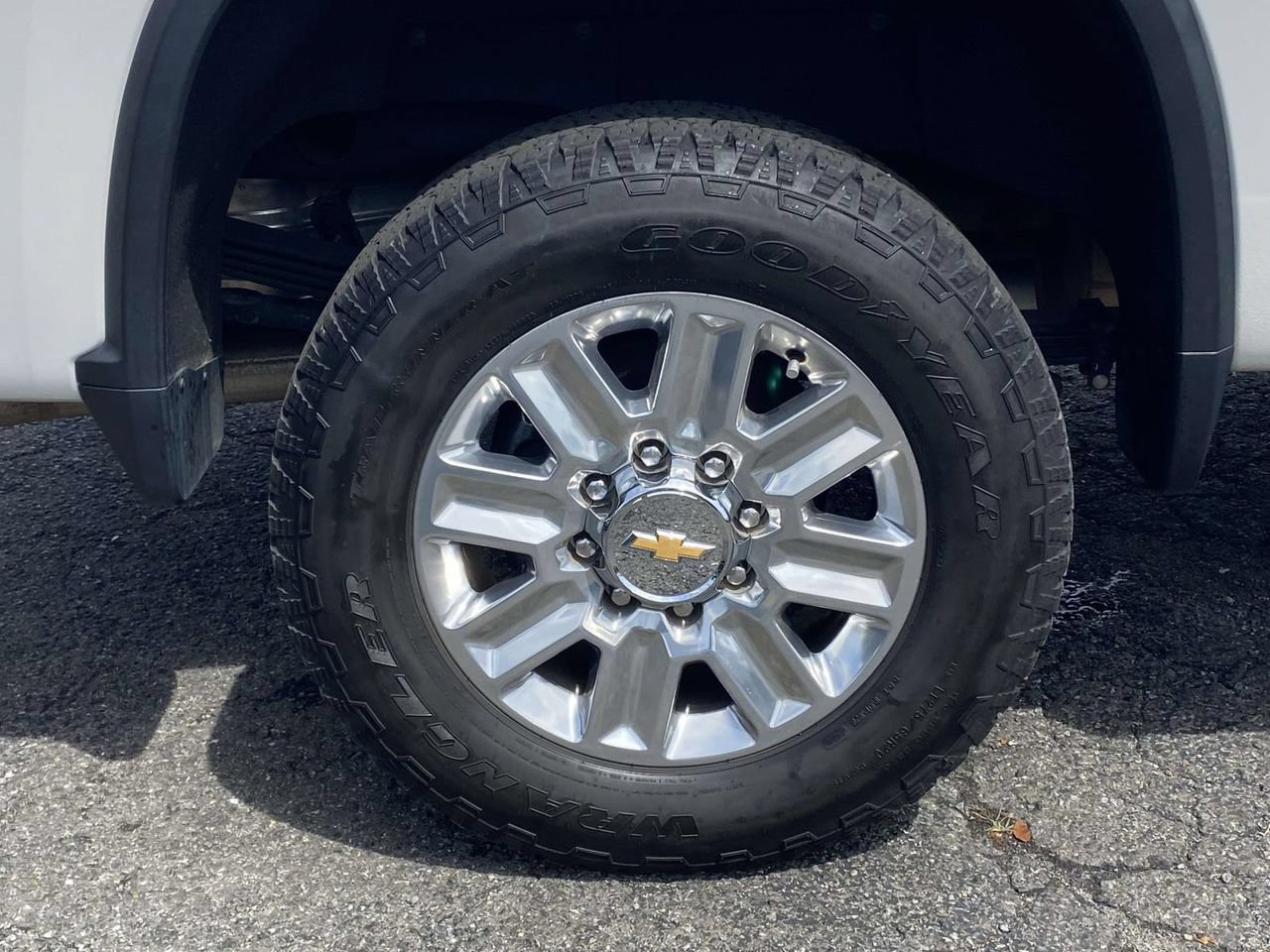 Used 2024 Chevrolet Silverado 2500 High Country AWD/4WD image 7