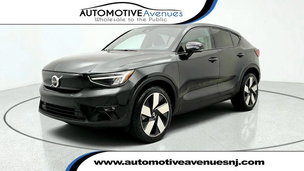 Used 2023 Volvo C40 P8 Recharge Plus w/ Climate Package AWD/4WD image 1