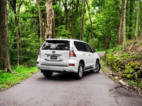 Used 2020 Lexus GX 460 AWD/4WD image 12