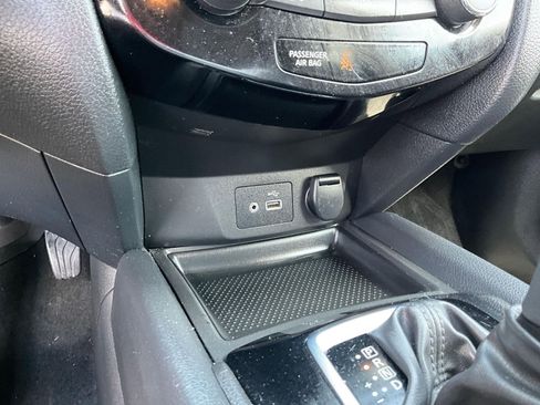 Used 2018 Nissan Rogue SV w/ Premium Package AWD/4WD image 15
