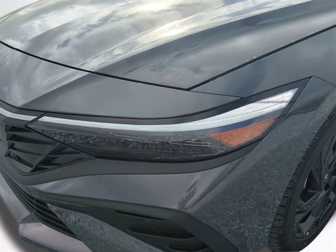 New 2026 Hyundai Elantra Sport FWD image 10