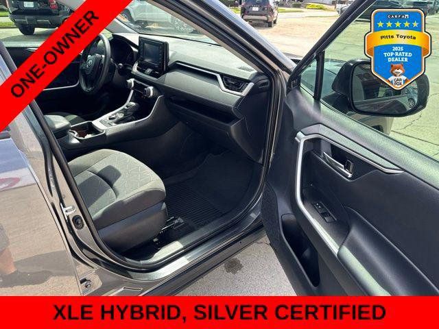 Certified 2021 Toyota RAV4 XLE w/ Convenience Package AWD/4WD image 12