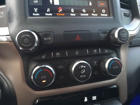 Used 2021 RAM 1500 Laramie image 31