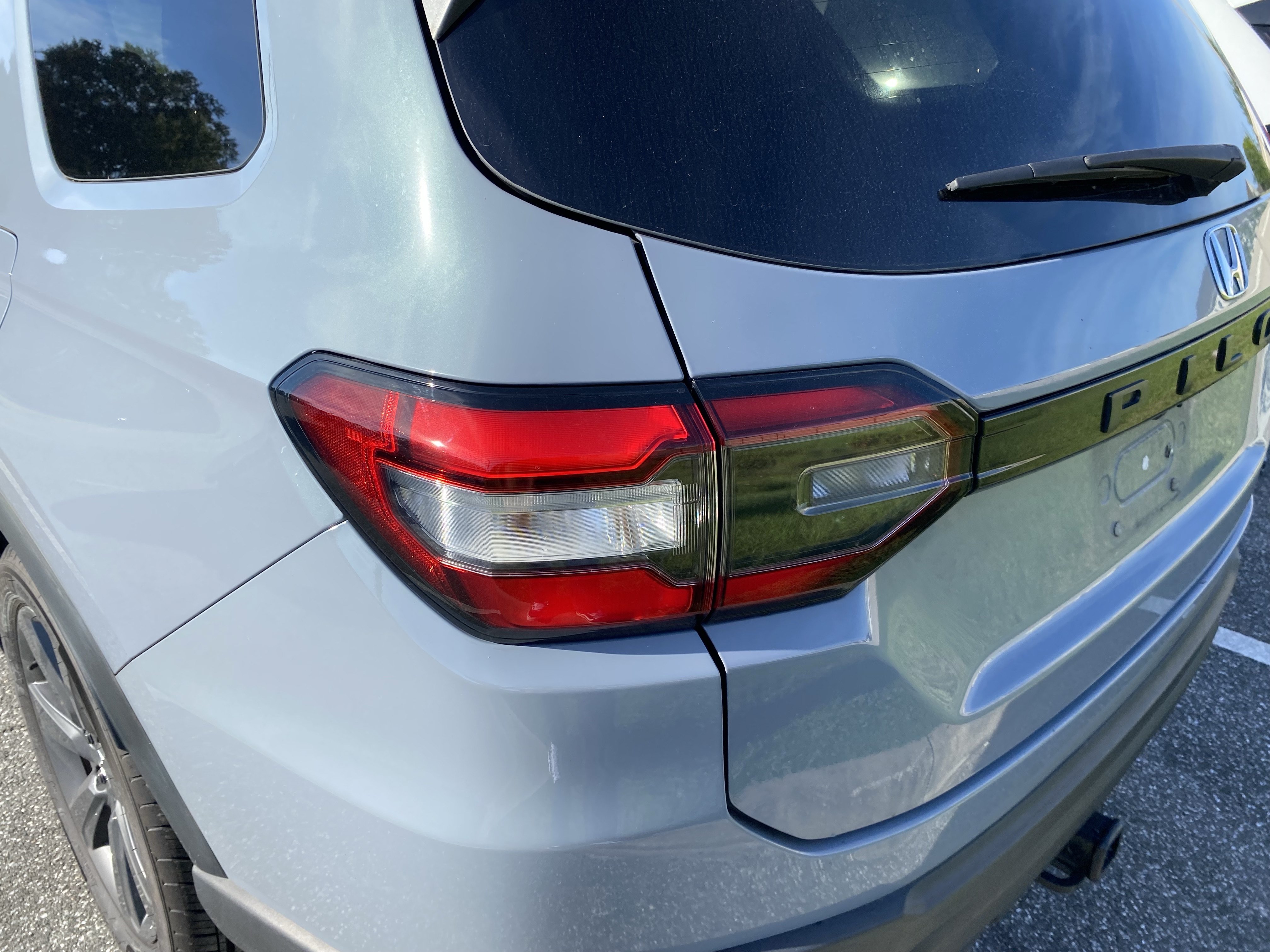 Used 2025 Honda Pilot Sport image 21