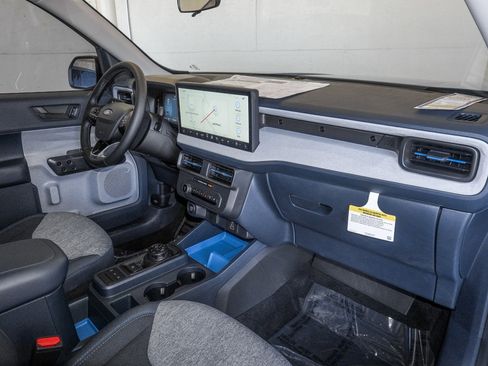 New 2025 Ford Maverick XLT w/ XLT Luxury Package AWD/4WD image 39