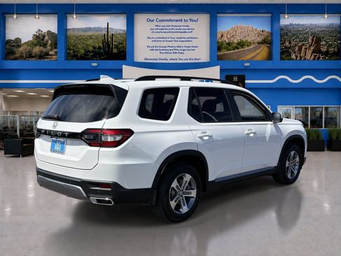 Certified 2026 Honda Pilot EX-L image 7