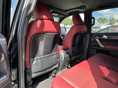 Used 2023 Lexus GX 460 Premium w/ Premium Plus Package AWD/4WD image 18