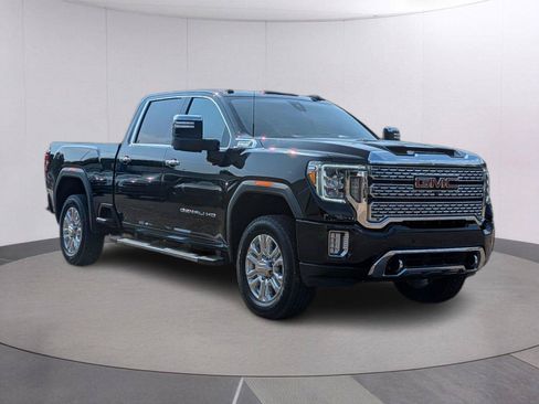 Used 2025 Chevrolet Silverado 1500 High Country AWD/4WD image 8