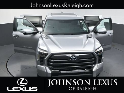 Used 2024 Toyota Tundra Limited AWD/4WD image 34