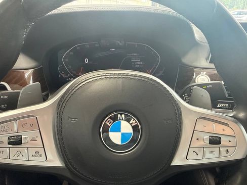 Used 2022 BMW 750i xDrive w/ M Sport Package AWD/4WD image 24