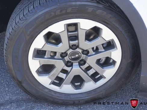 Used 2024 Honda Passport TrailSport image 14