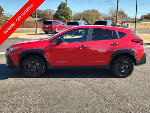 Used 2025 Subaru Crosstrek 2.0i image 2