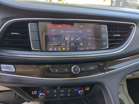 Certified 2023 Buick Enclave Essence image 23