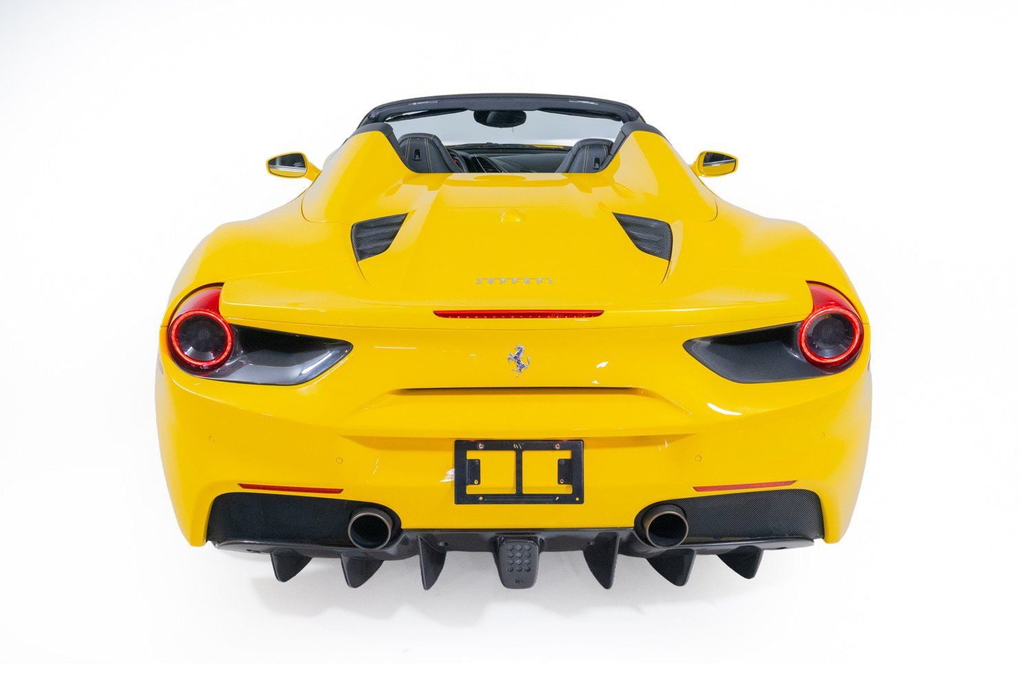 Used 2017 Ferrari 488 Spider RWD image 17