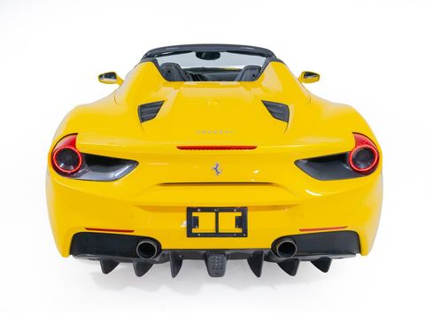 Used 2017 Ferrari 488 Spider RWD image 17