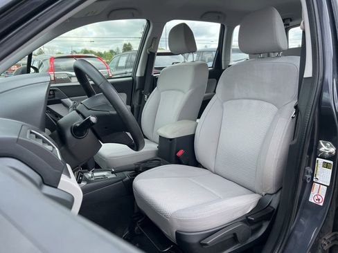 Used 2017 Subaru Forester 2.5i w/ Alloy Wheel Package AWD/4WD image 16