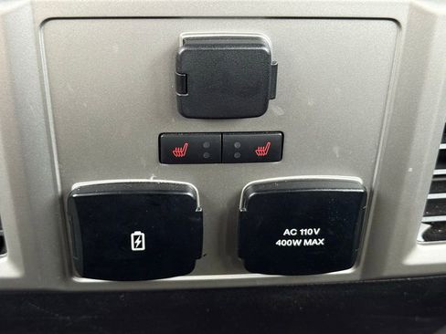 Used 2017 Ford F150 Lariat w/ Equipment Group 502A Luxury image 23