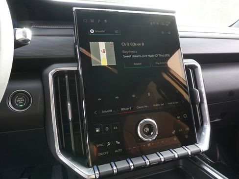 New 2026 GMC Acadia Elevation image 20