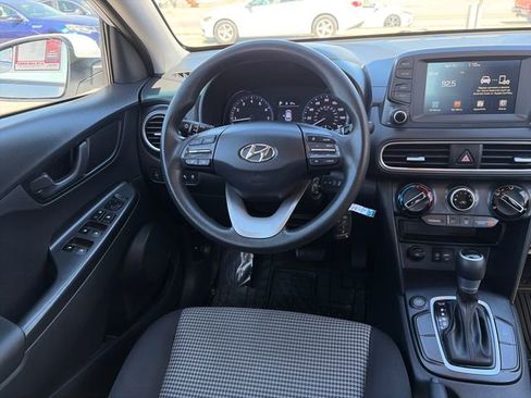 Used 2020 Hyundai Kona SE FWD image 27