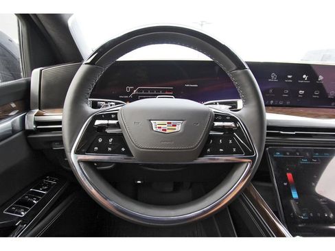 New 2025 Cadillac Escalade Sport Platinum w/ LPO, ONYX Package image 14