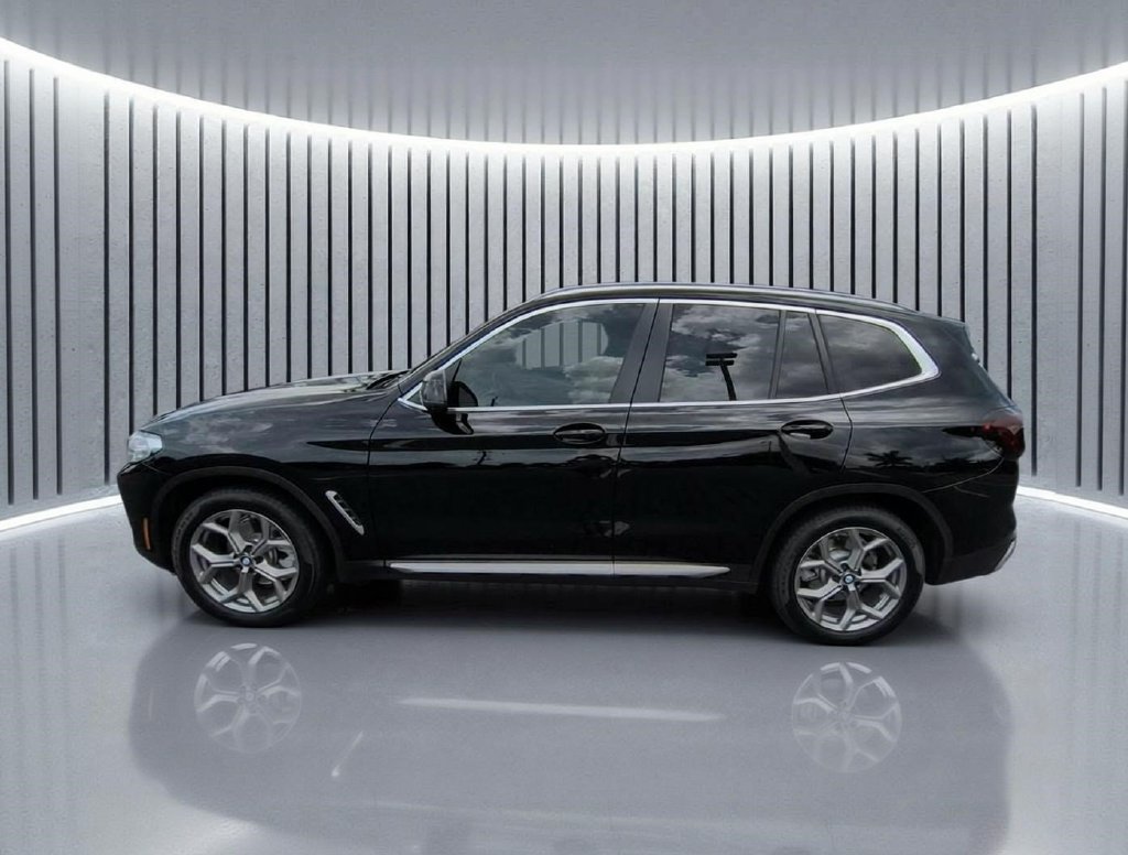 Used 2024 BMW X3 sDrive30i w/ Convenience Package RWD image 8