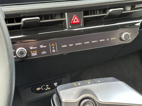 New 2025 Kia EV6 Light w/ Light LR Technology Package image 21