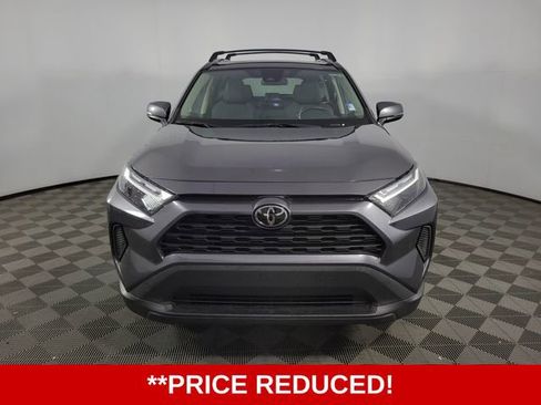 Used 2024 Toyota RAV4 XLE w/ Convenience Package image 2