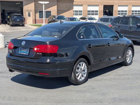 Used 2013 Volkswagen Jetta SE FWD image 5