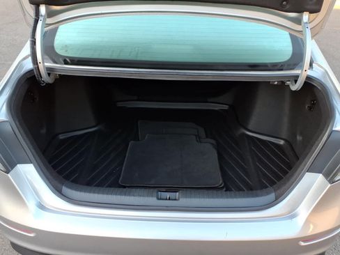 Used 2024 Honda Accord LX image 6