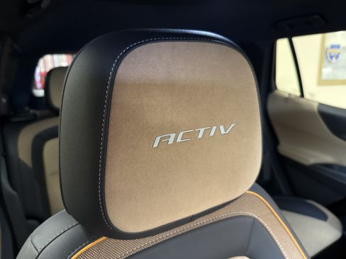 Used 2025 Chevrolet Equinox ACTIV w/ Safety and Technology Package FWD image 16