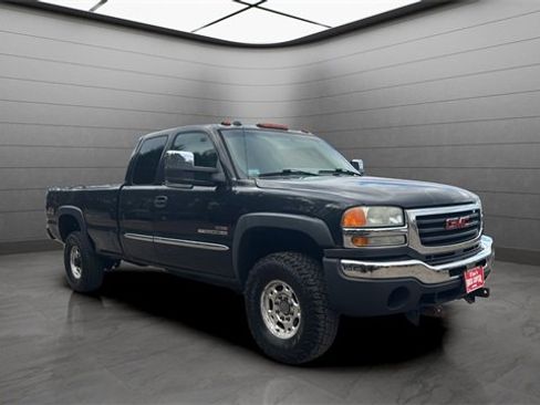 Used 2004 GMC Sierra 2500 SLE w/ Heavy-Duty Power Package image 1