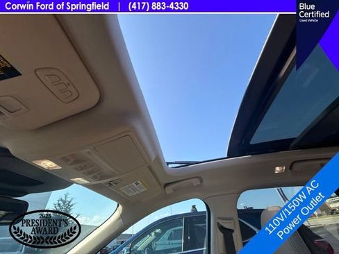 Used 2020 Ford Escape Titanium w/ Titanium Premium Package 2.0 AWD/4WD image 16