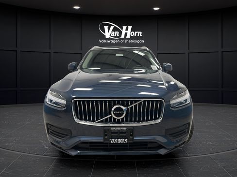 Used 2023 Volvo XC90 B5 Core AWD/4WD image 2