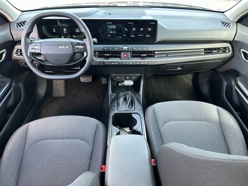 Used 2025 Kia K4 LX image 27