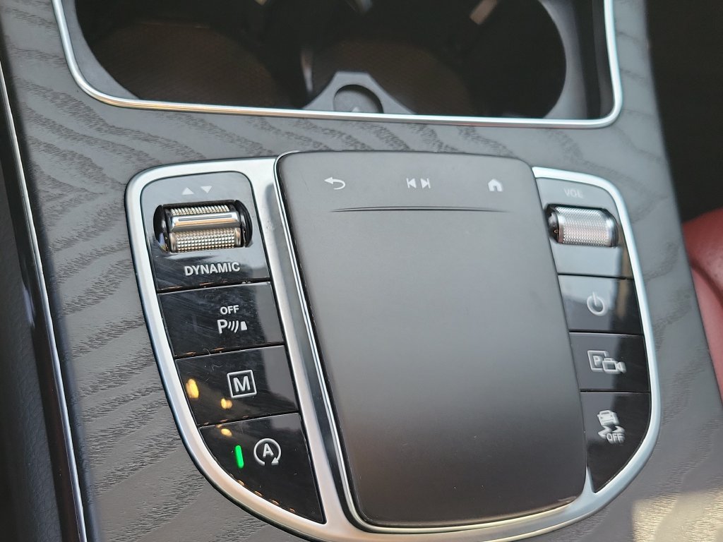 Used 2022 Mercedes-Benz GLC 300 image 38