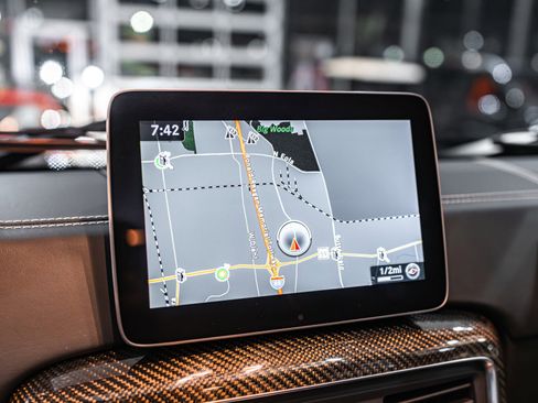 Used 2018 Mercedes-Benz G 550 Squared image 14