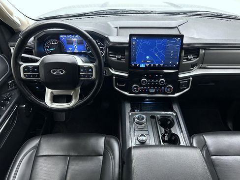 Used 2024 Ford Expedition Max XLT image 14