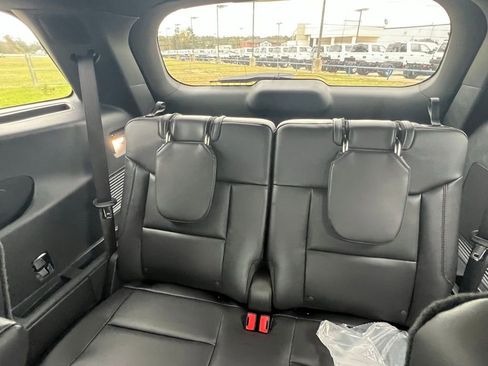 New 2026 Ford Explorer ST-Line w/ ST-Line Street Pack image 17