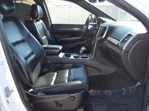 Used 2018 Jeep Grand Cherokee Limited RWD image 17