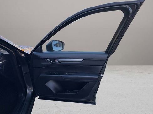 Used 2017 MAZDA CX-5 Touring w/ I-ACTIVSENSE Package image 37