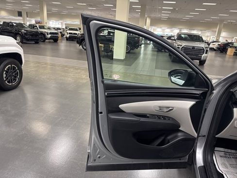 Used 2022 Hyundai Tucson SEL image 22