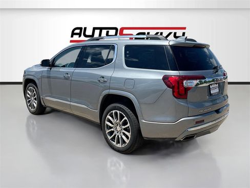 Used 2023 GMC Acadia Denali w/ Denali Ultimate Package image 5
