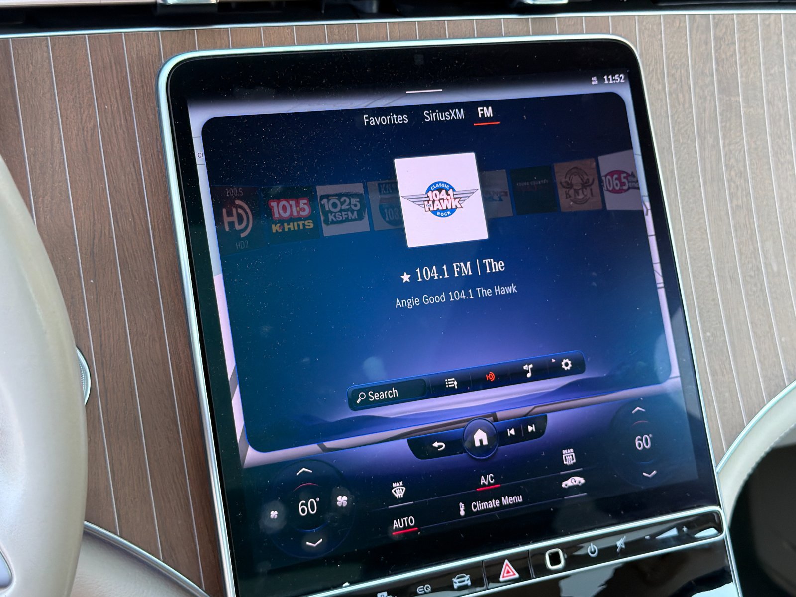Certified 2023 Mercedes-Benz EQS 450+ 4MATIC SUV image 17