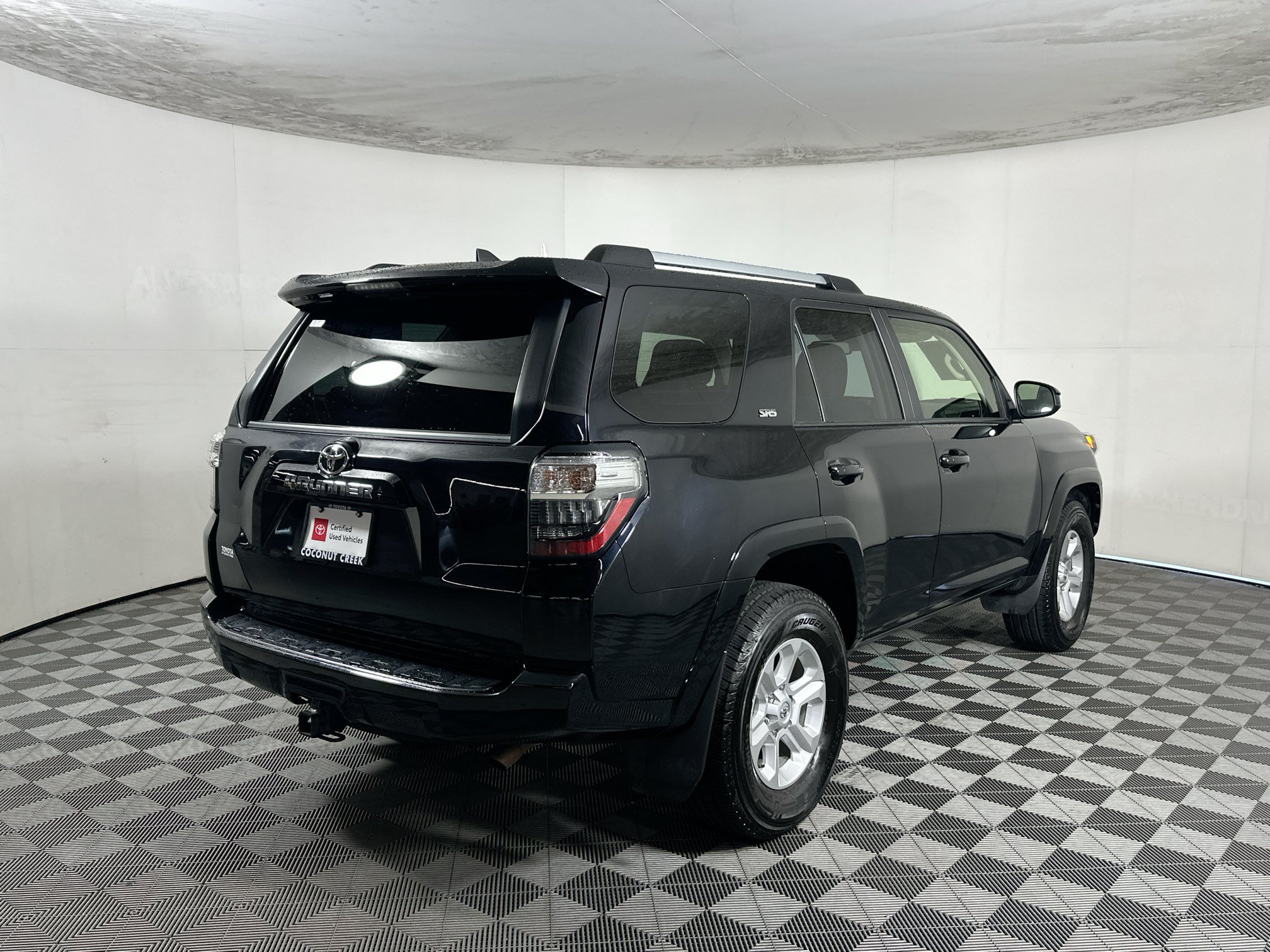 Certified 2024 Toyota 4Runner SR5 RWD image 3