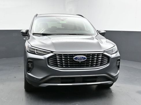 New 2025 Ford Escape SE w/ PHEV Premium Package image 2