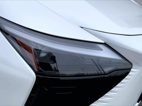 New 2026 Lexus RZ 450e Premium image 13